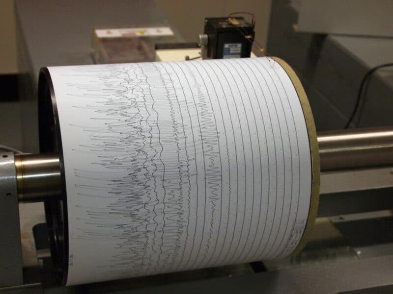 Alameda Post - a seismograph like used being earthquake alerts