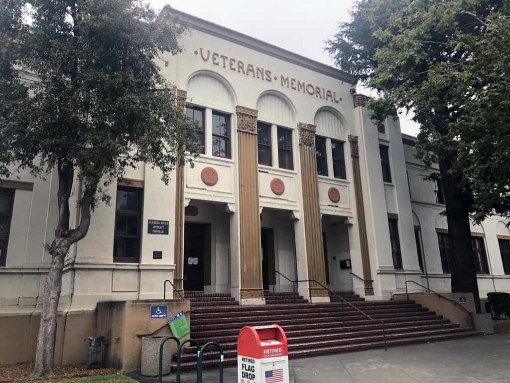 Alameda Post - Bear's-Eye View of Alameda for May 29, 2023 – Veterans Building