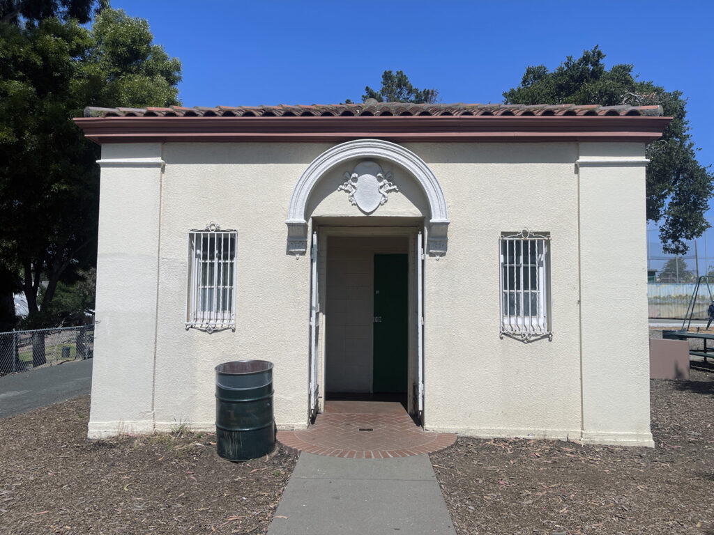 Alameda Post - Bear's-Eye View of Alameda for June 5, 2023 — public bathrooms at Washington Park