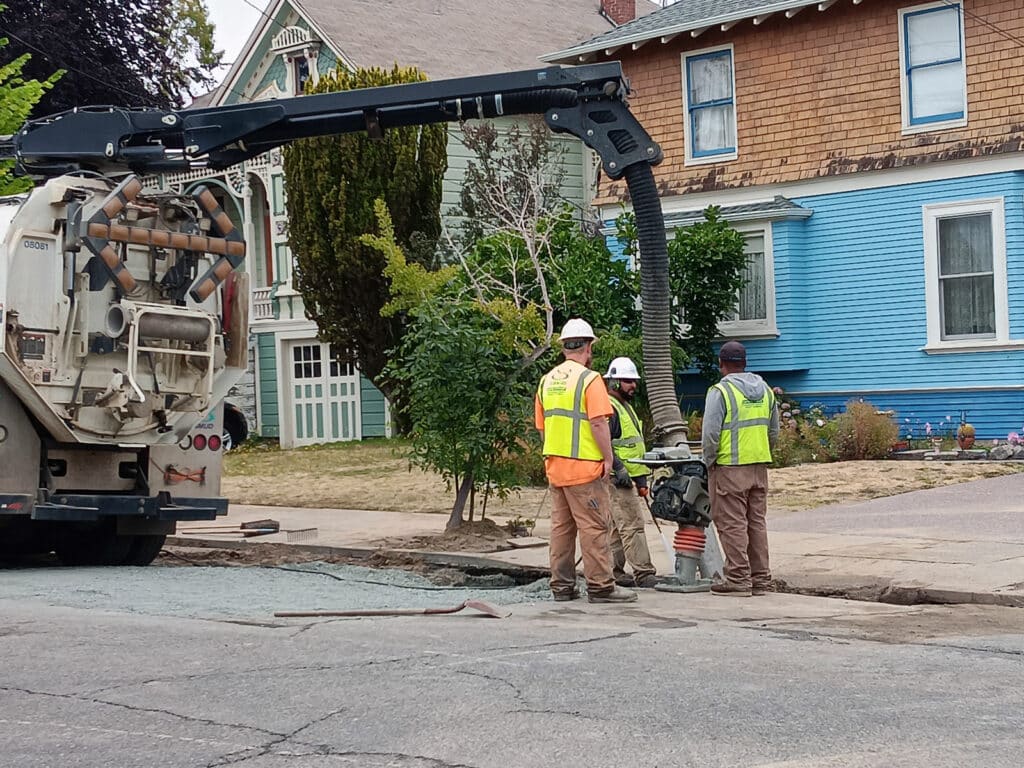 Alameda Post – Roadwork almost complete filling in the sinkhole on Lincoln Avenue near Court Street.