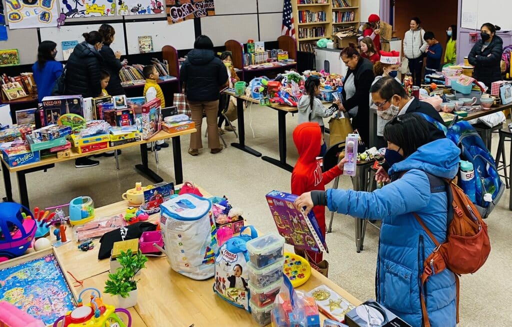 Alameda Post - the Holiday Bazaar at Nea