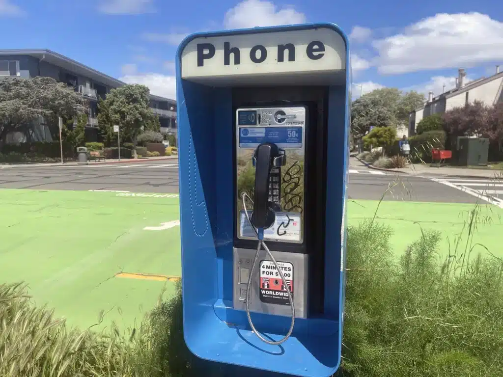 Alameda Post - A vintage payphine