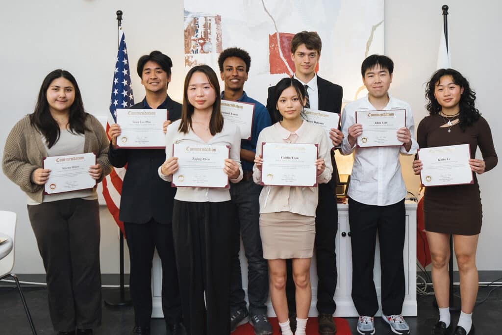 Alameda Post - Winners of the 2024 Alameda Chamber Foundation Scholarship awards. Left to right: Siyena Hines, Sean Lee Phu, Ziqing Zhen, Samual Yonas, Caitlin Tran, Mateo Delgado, Allen Liao, and Kathy Le. Photo © Maurice Ramirez