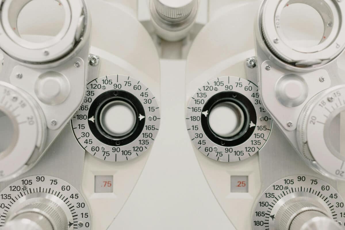 Alameda Post - equipment used to test eyesight