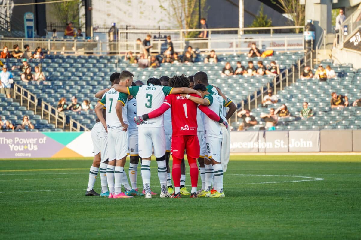 Alameda Post - the Oakland Roots huddle in the match versus FC Tulsa