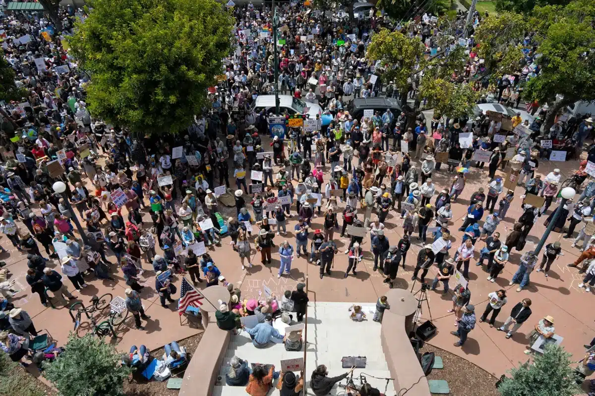 Alameda Post - No Kings rally, Alameda, CA, June 14, 2025.