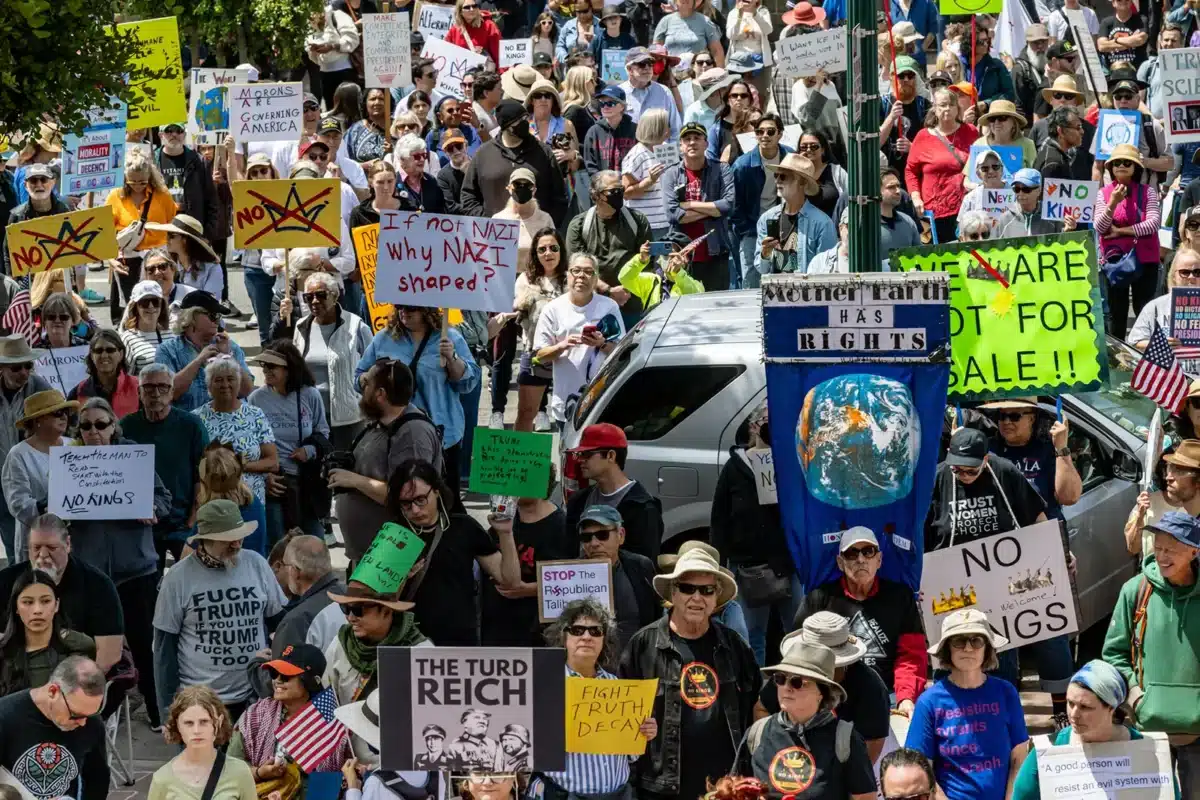 Alameda Post - No Kings rally, Alameda, CA, June 14, 2025.