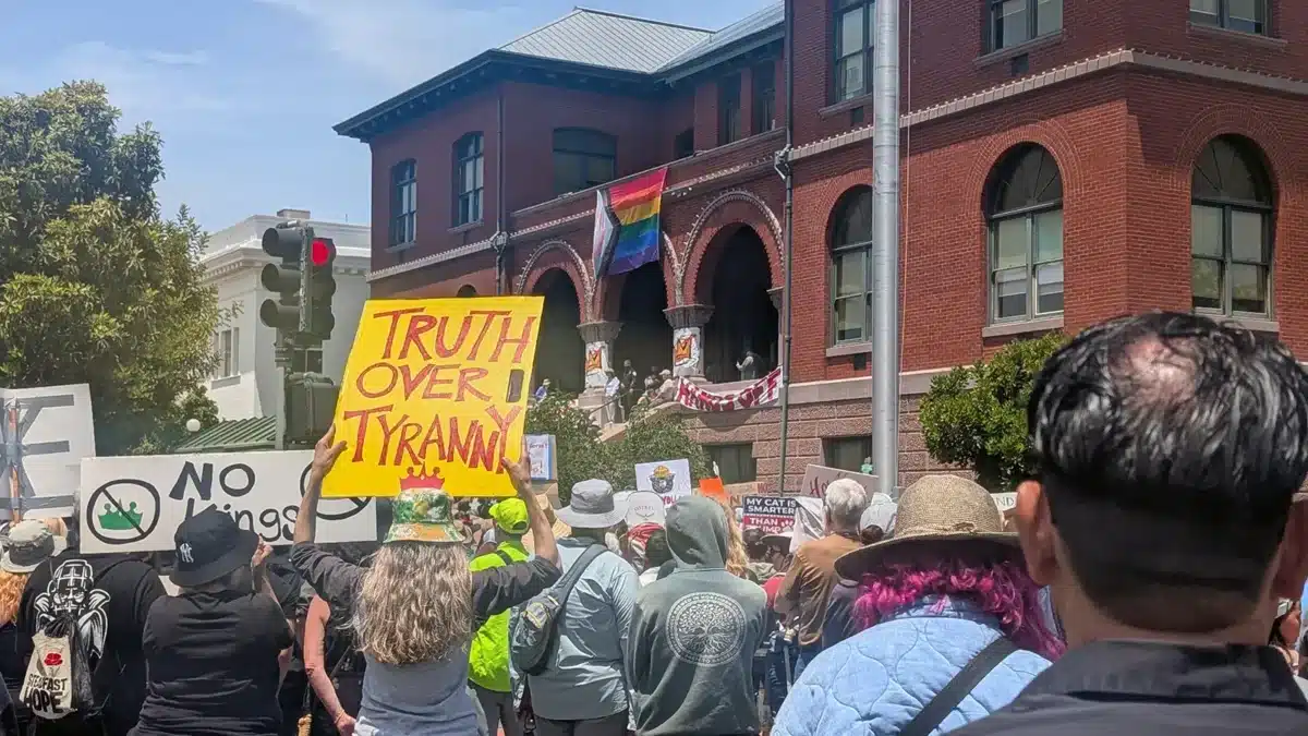 Alameda Post - No Kings rally, Alameda, CA, June 14, 2025.
