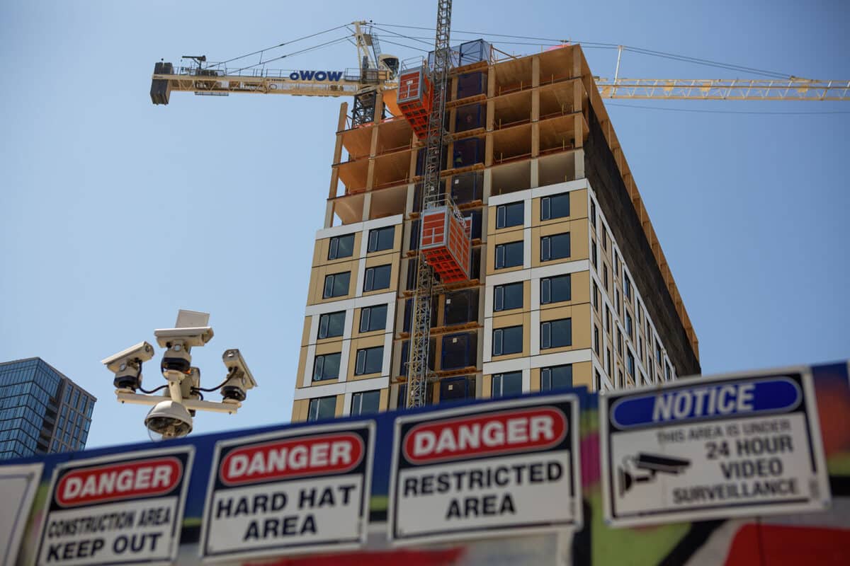 Alameda Post - a construction zone for new housing