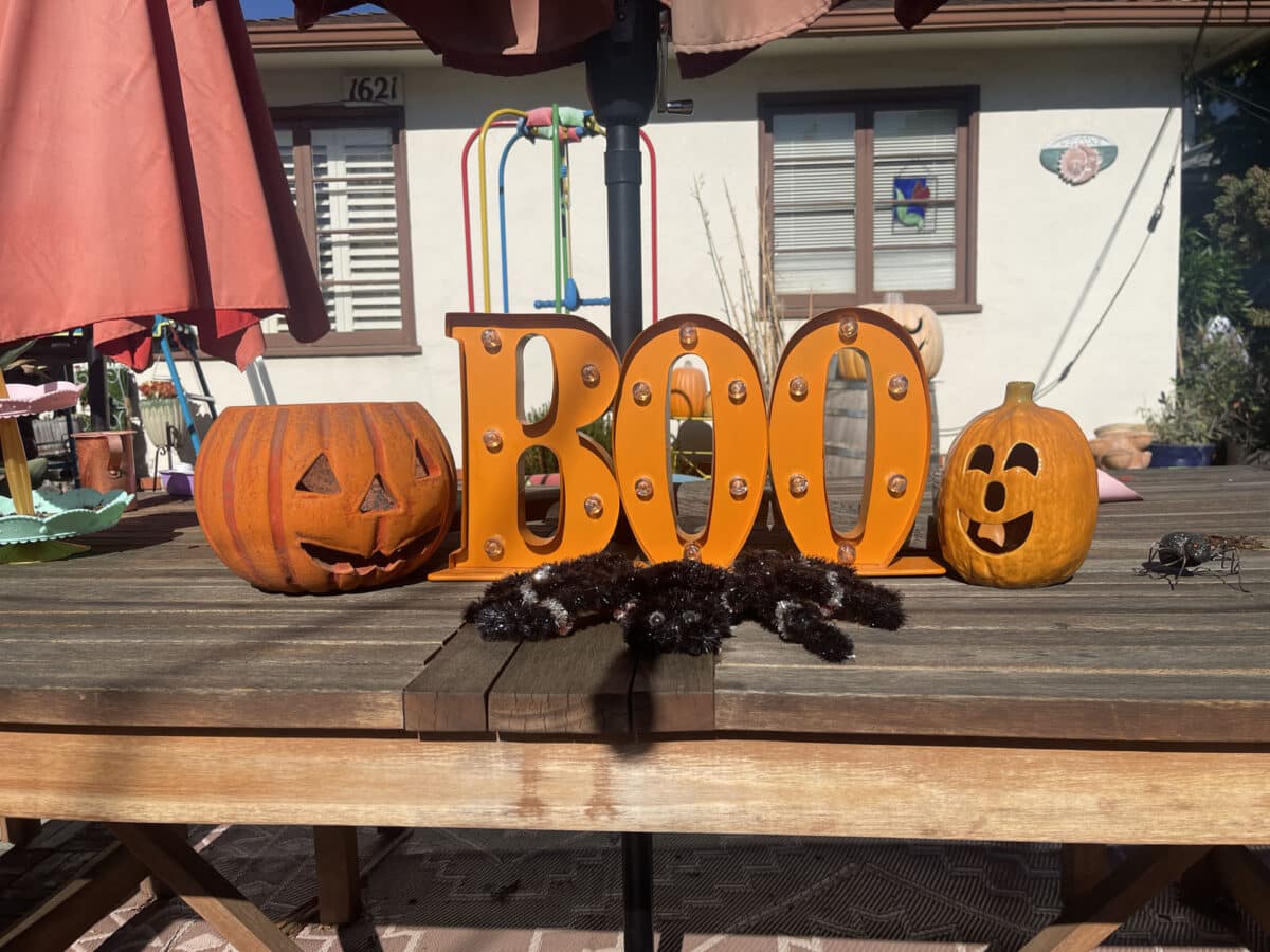 Alameda Post - A decorative Halloween sign that says "Boo."