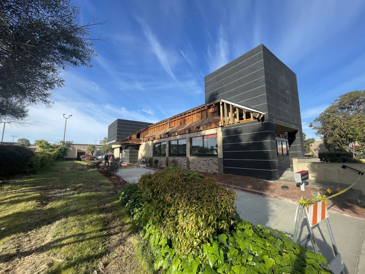 Alameda Post - a fast food restaurant under construction.