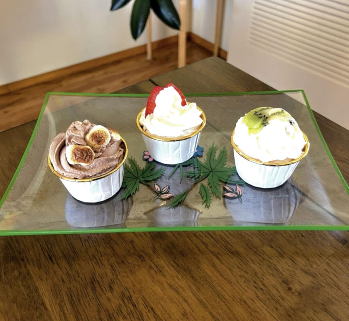 Alameda Post - three mini pavlovas 