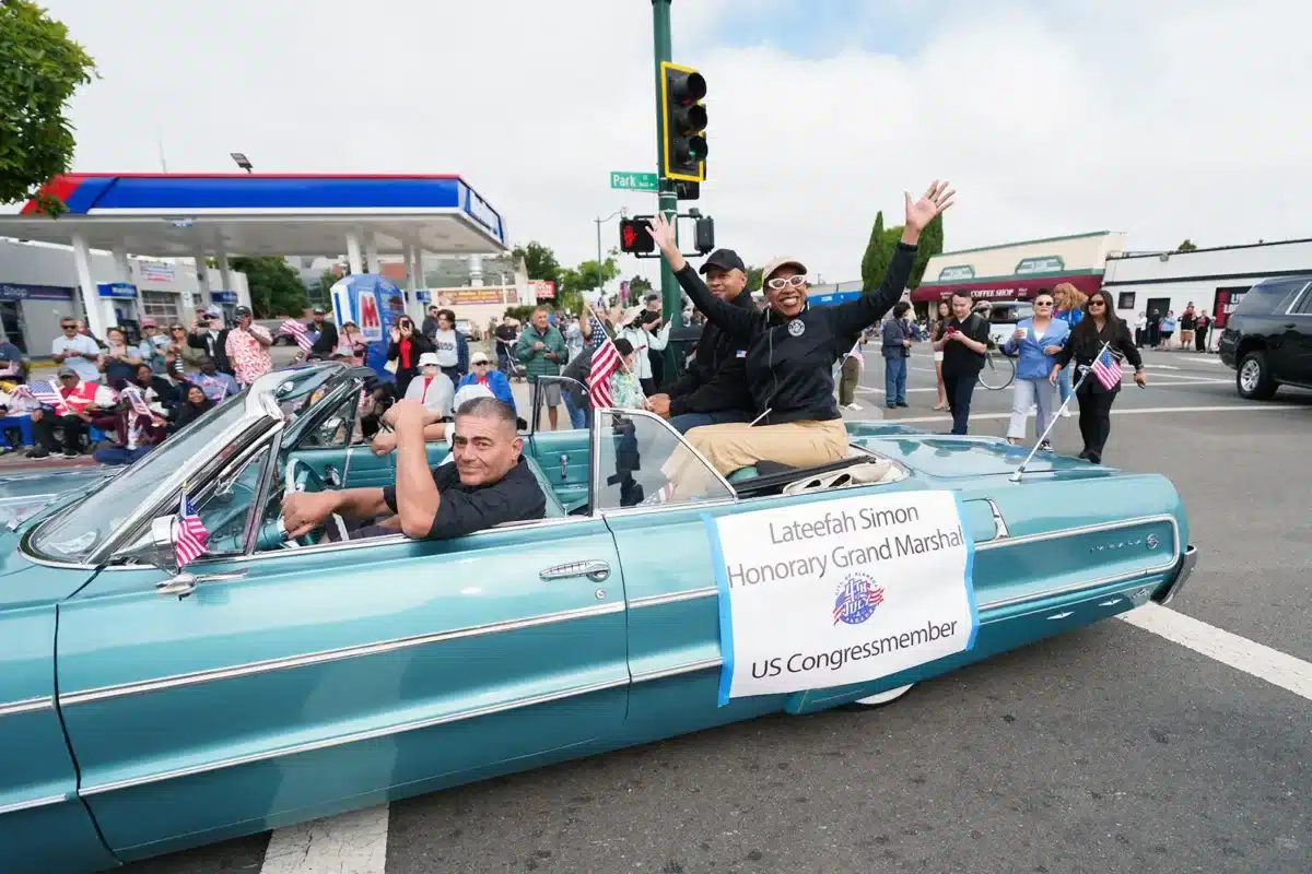 Alameda Post - Fourth of July Parade 2026. Photo by Maurice Ramirez
