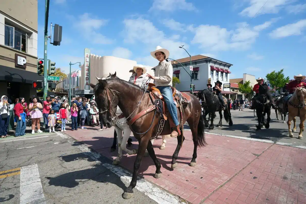 Alameda Post - Fourth of July Parade 2026. Photo by Maurice Ramirez