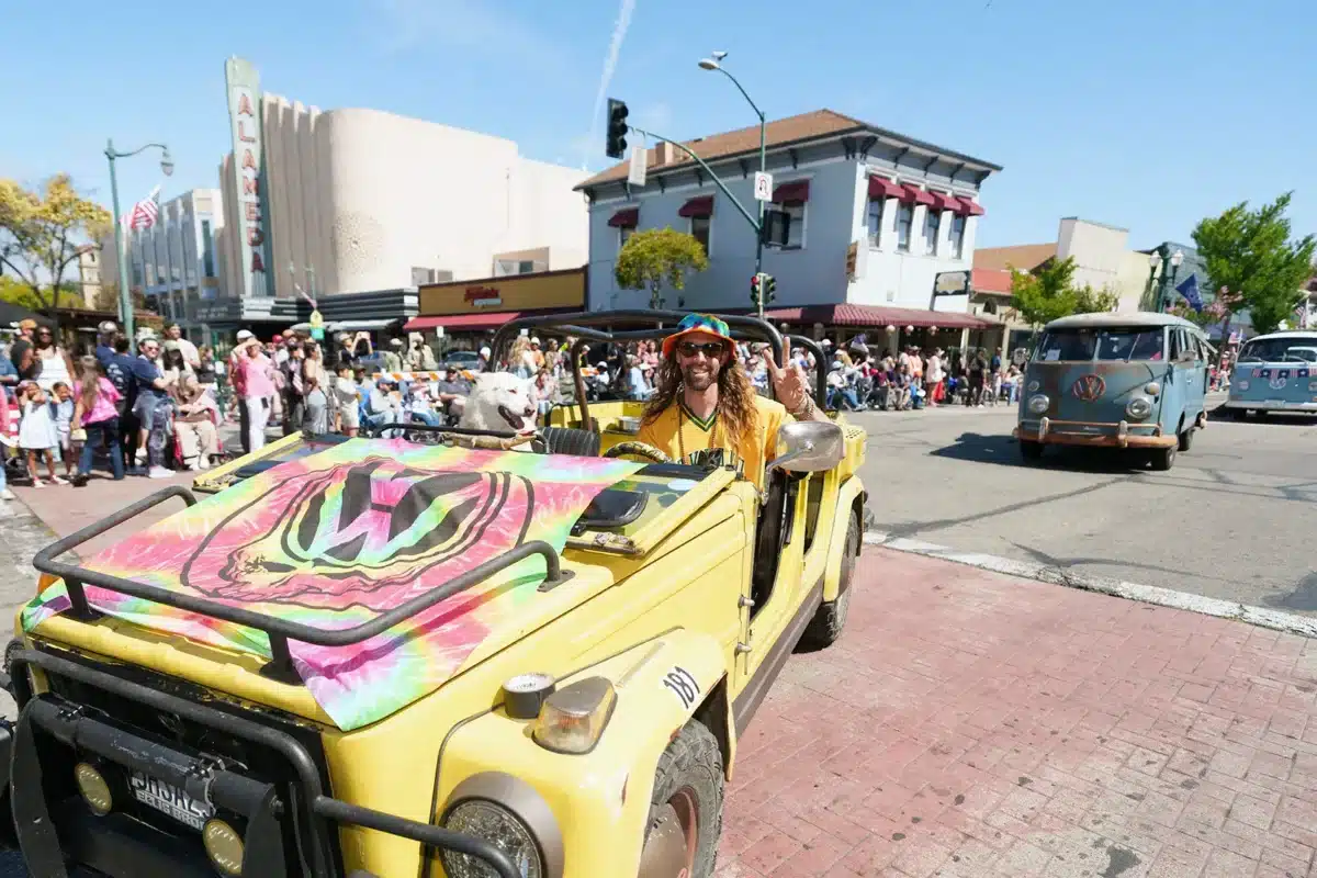 Alameda Post - Fourth of July Parade 2026. Photo by Maurice Ramirez