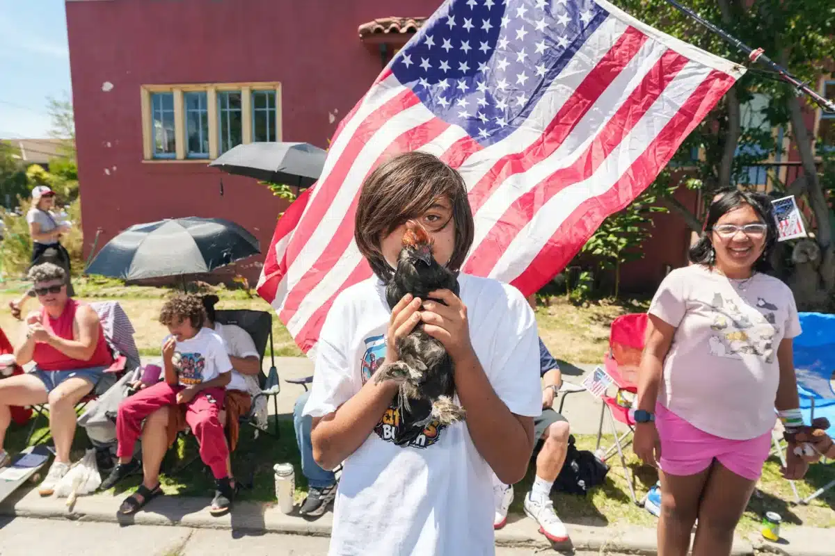 Alameda Post - Fourth of July Parade 2026. Photo by Maurice Ramirez