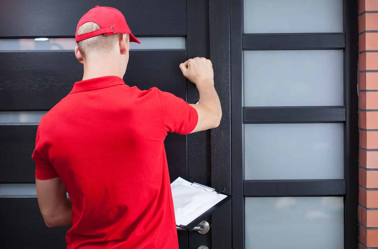 Worried About Door-to-Door Scams? Here's How to Avoid Them - Alameda Post